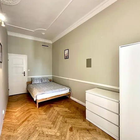 Podjazd 2 Rum i privatbostad Sopot