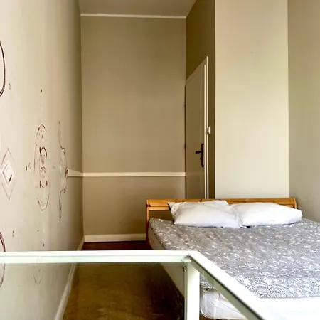 Podjazd 2 Rum i privatbostad